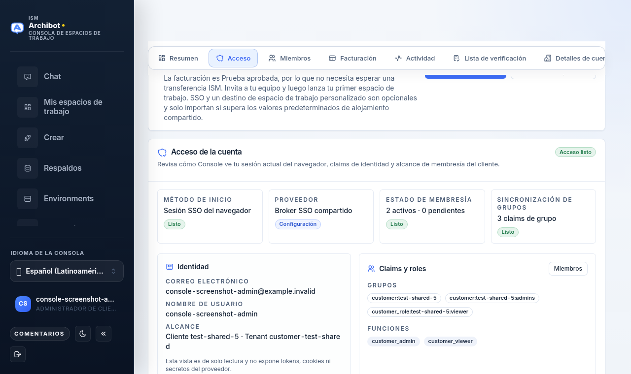 Tarjeta de acceso de la cuenta que muestra cuatro mosaicos de estado, un panel de Identidad, un panel de Reclamos y roles, y una lista de membresías.