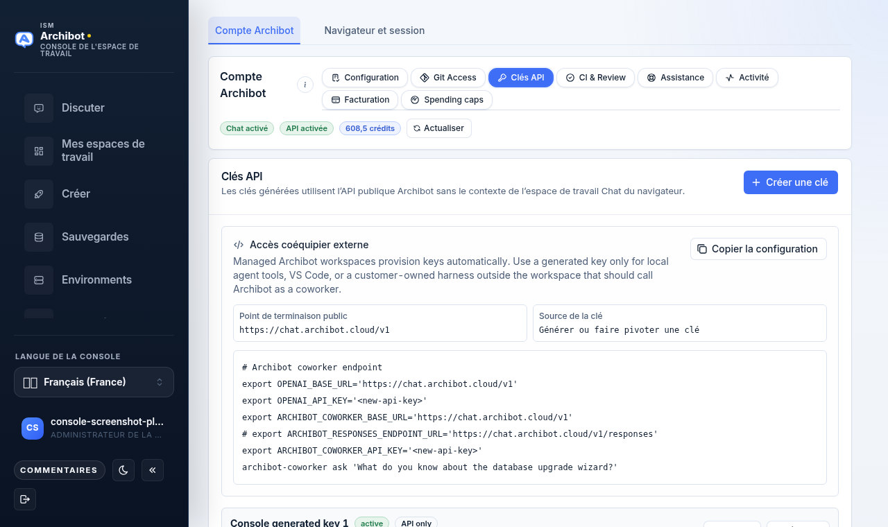 Onglet Clés API des Paramètres de Console montrant le bouton Créer une clé, la carte d'accès collaborateur externe et un script de configuration généré avec des valeurs d'espace réservé.