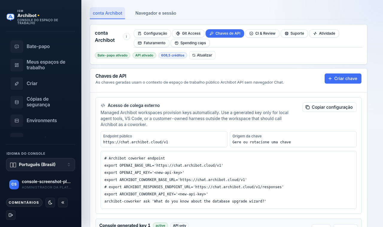 Aba de Chaves de API nas Configurações do Console mostrando o botão Criar chave, o cartão de acesso de colaborador externo e um script de configuração gerado com valores de espaço reservado.
